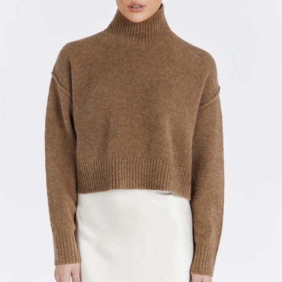 DISSH Sweaters - DISSH Cleo Cropped Sweater